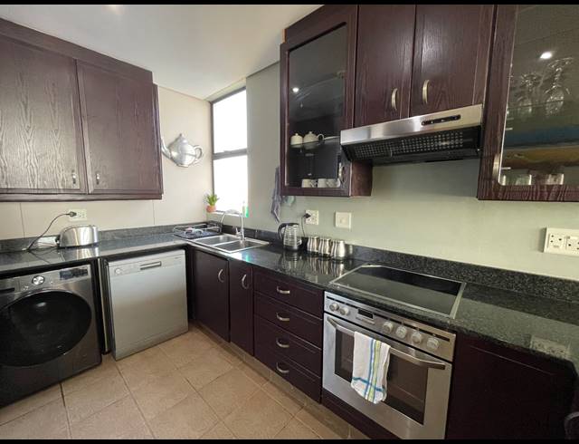 2 BEDROOM APARTMENT FOR SALE IN POINT WATERFRONT
